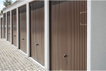 garage door from squeaking