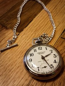 how to wear a pocket watch