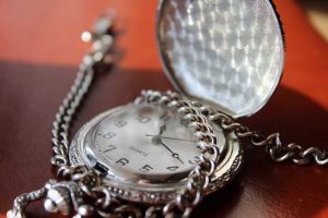 how to wear a pocket watch