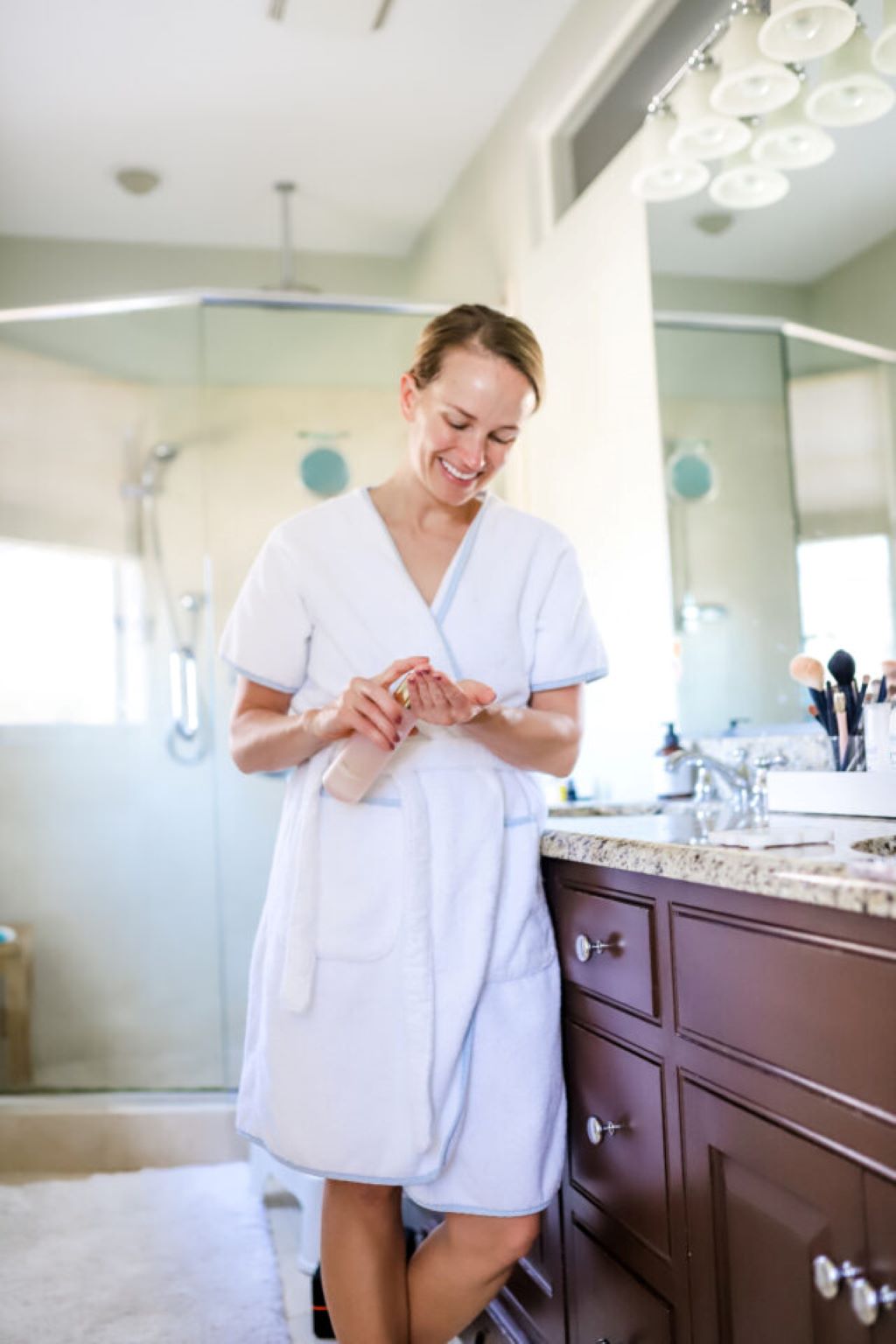 Evening Touch-Ups: Layer Perfume with Skincare and Makeup