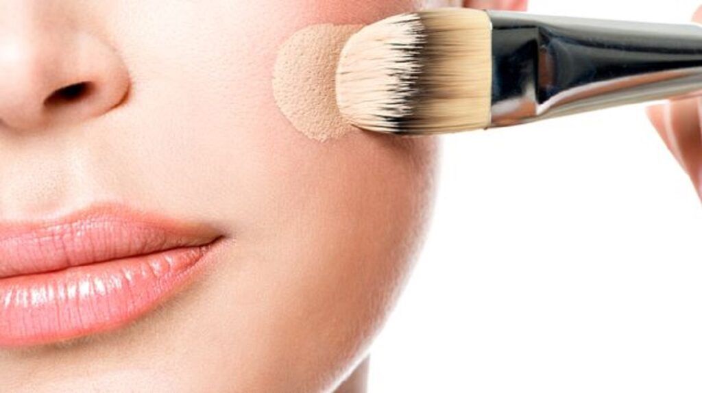 Mistakes to Avoid: Skincare and Makeup