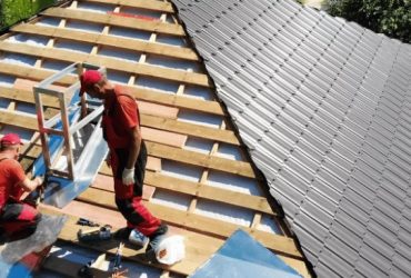 What is the most popular type of roofing material for residences?